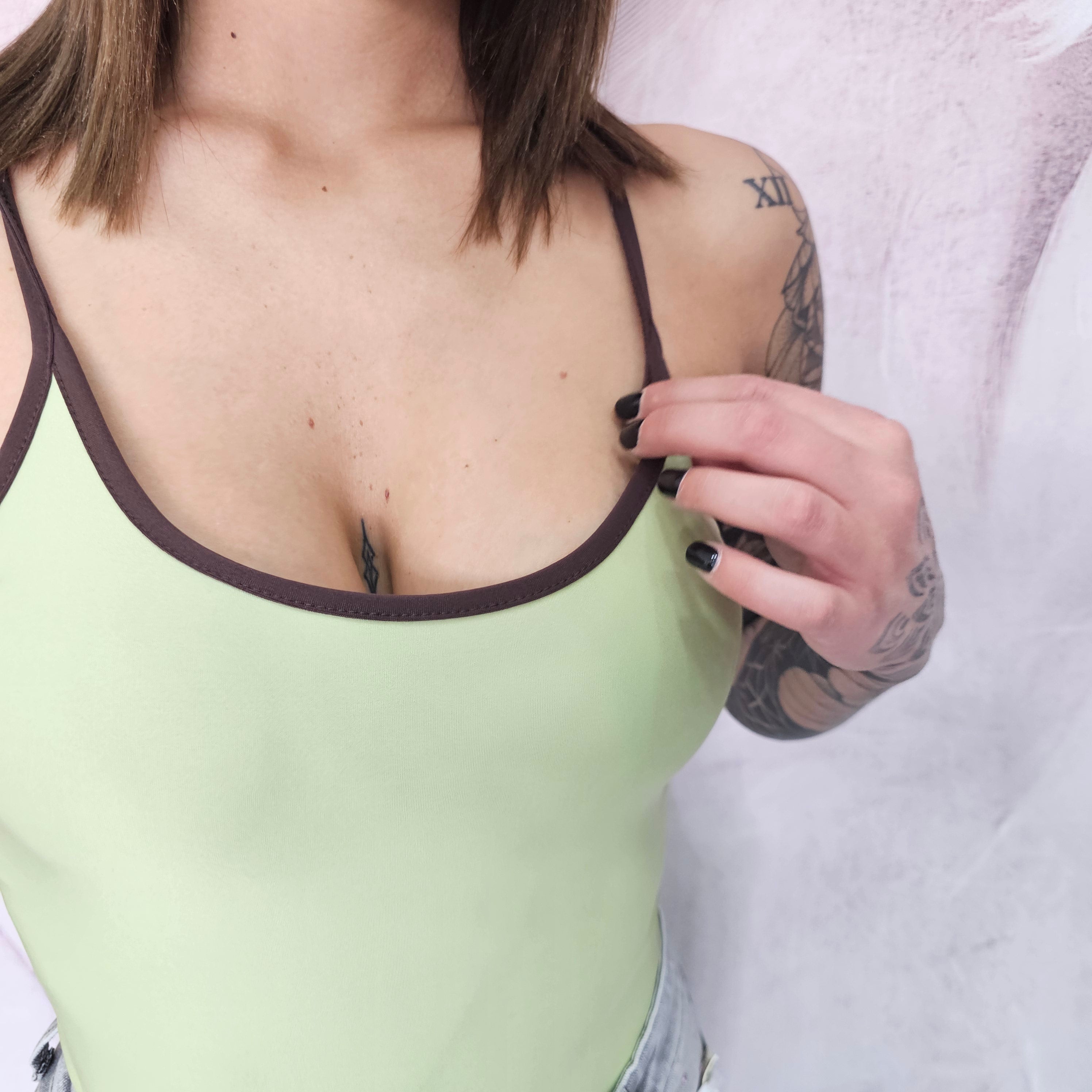 BODY BICOLOR