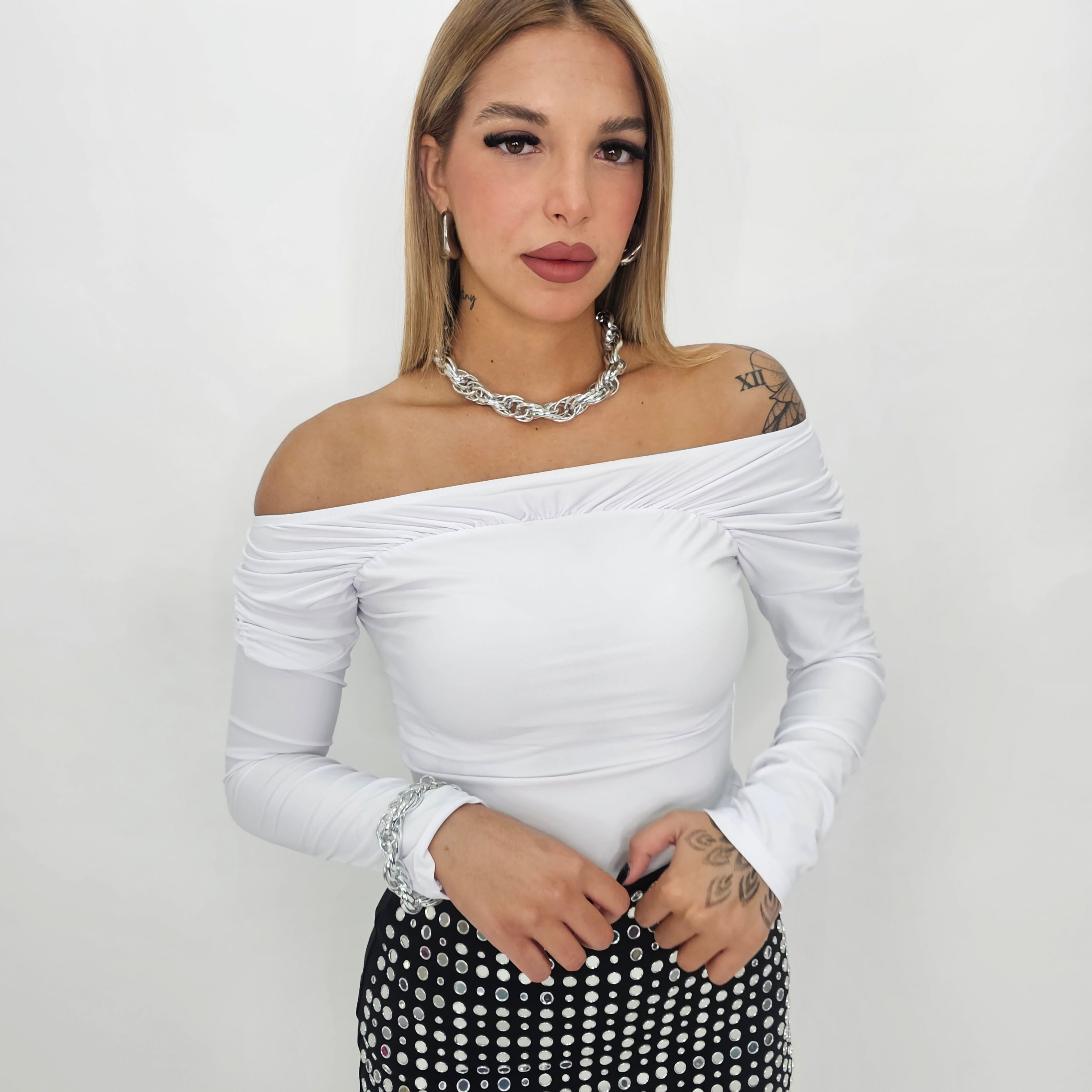 BODY MONICA