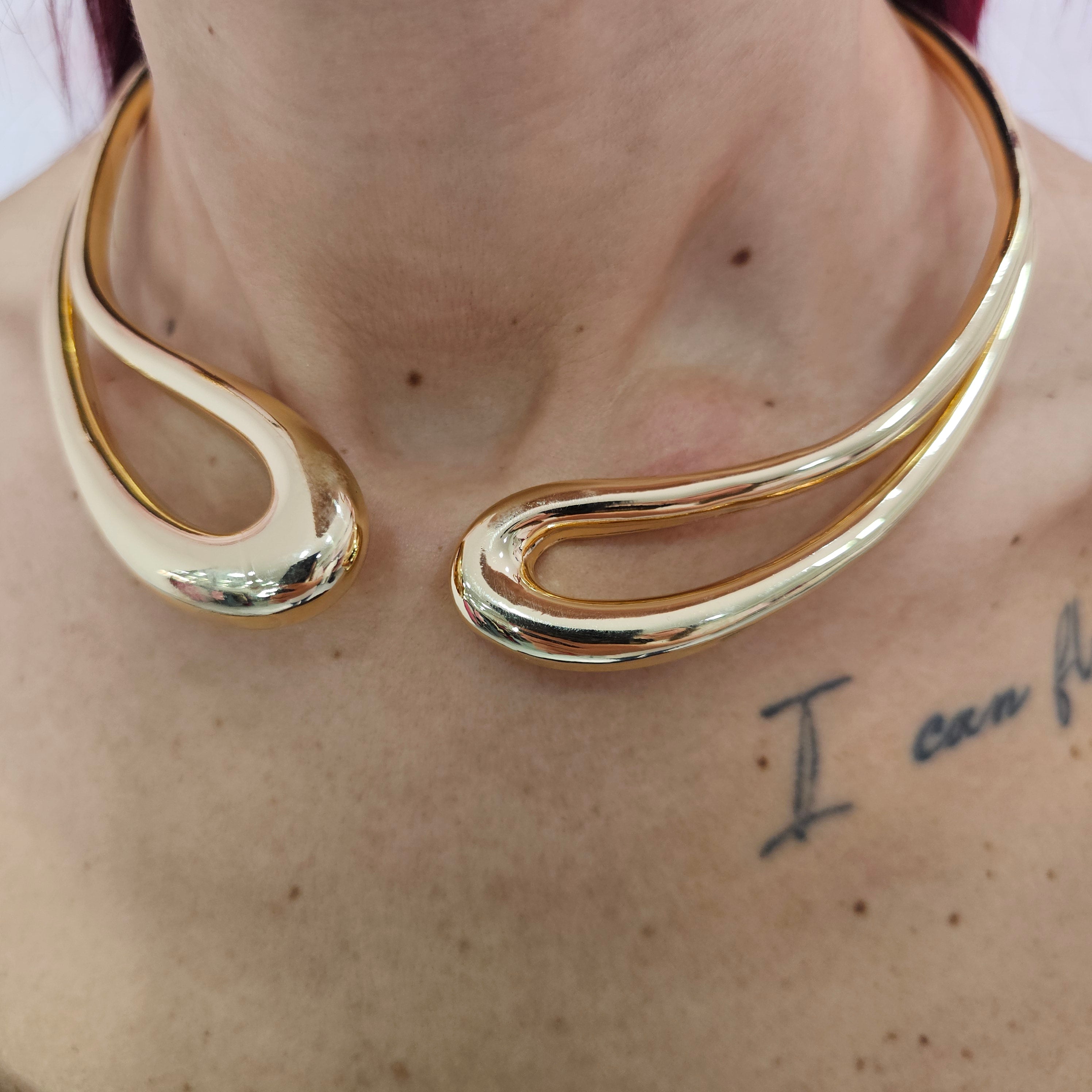 COLLANA RIGIDA NODO