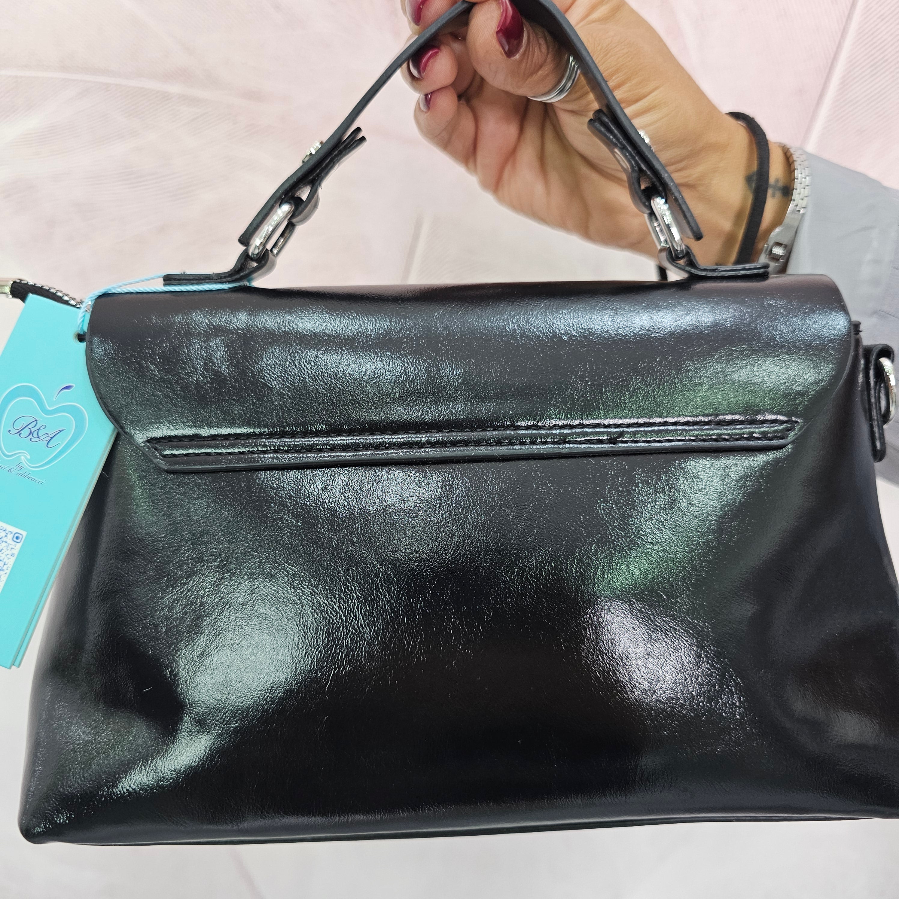 BORSA BEA
